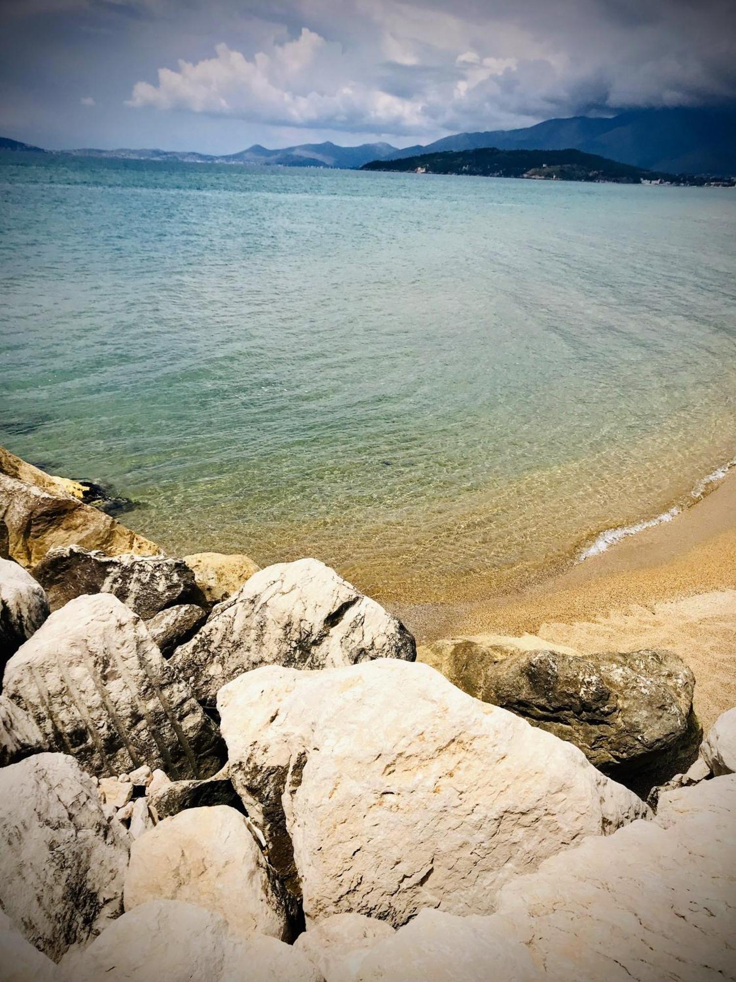 Minturnae Hotel スカウリ エクステリア 写真