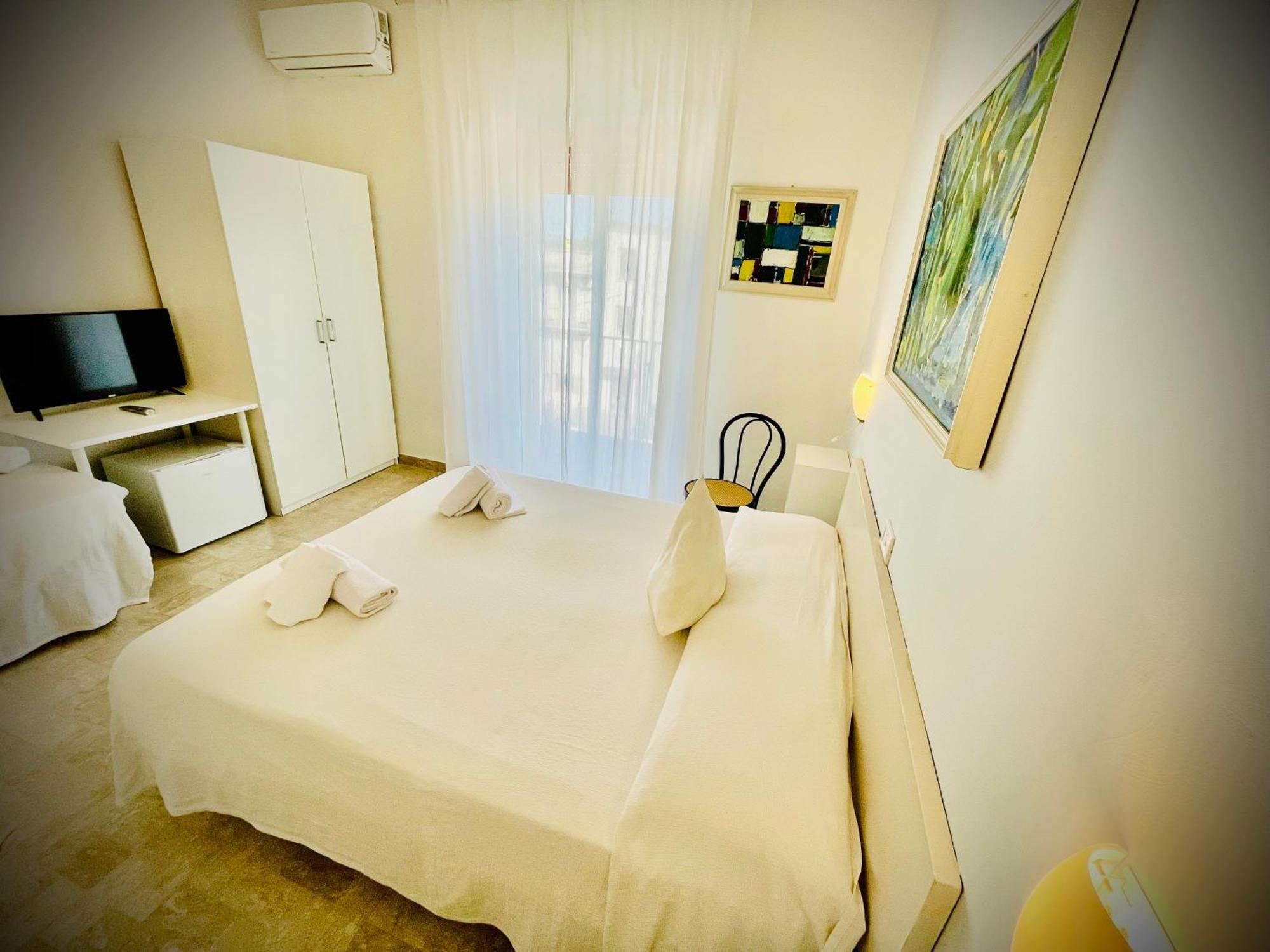 Minturnae Hotel スカウリ エクステリア 写真