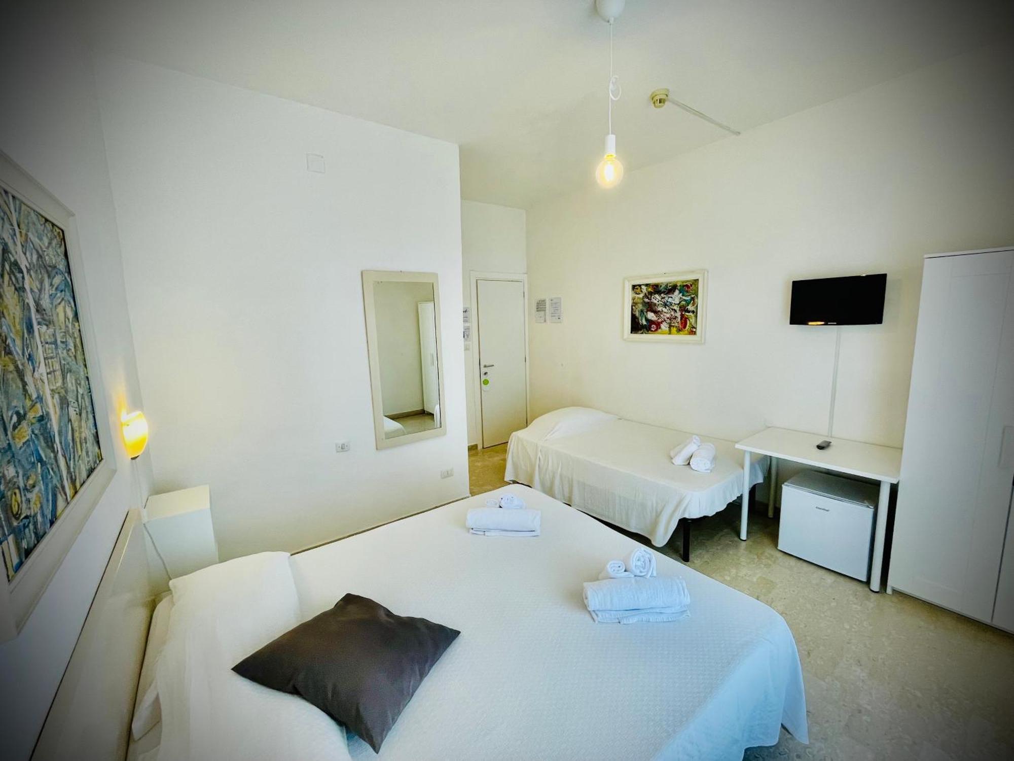 Minturnae Hotel スカウリ エクステリア 写真