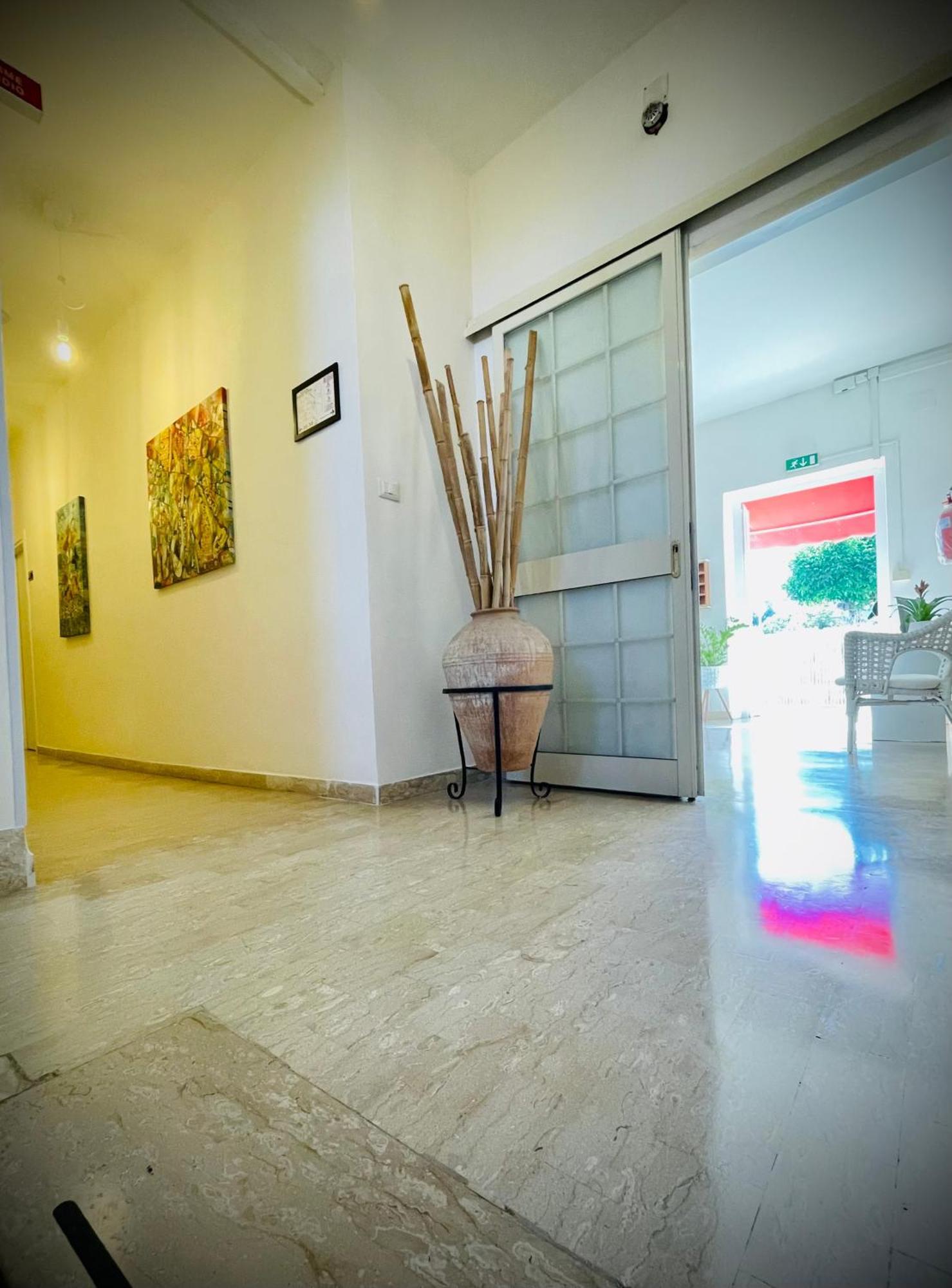Minturnae Hotel スカウリ エクステリア 写真