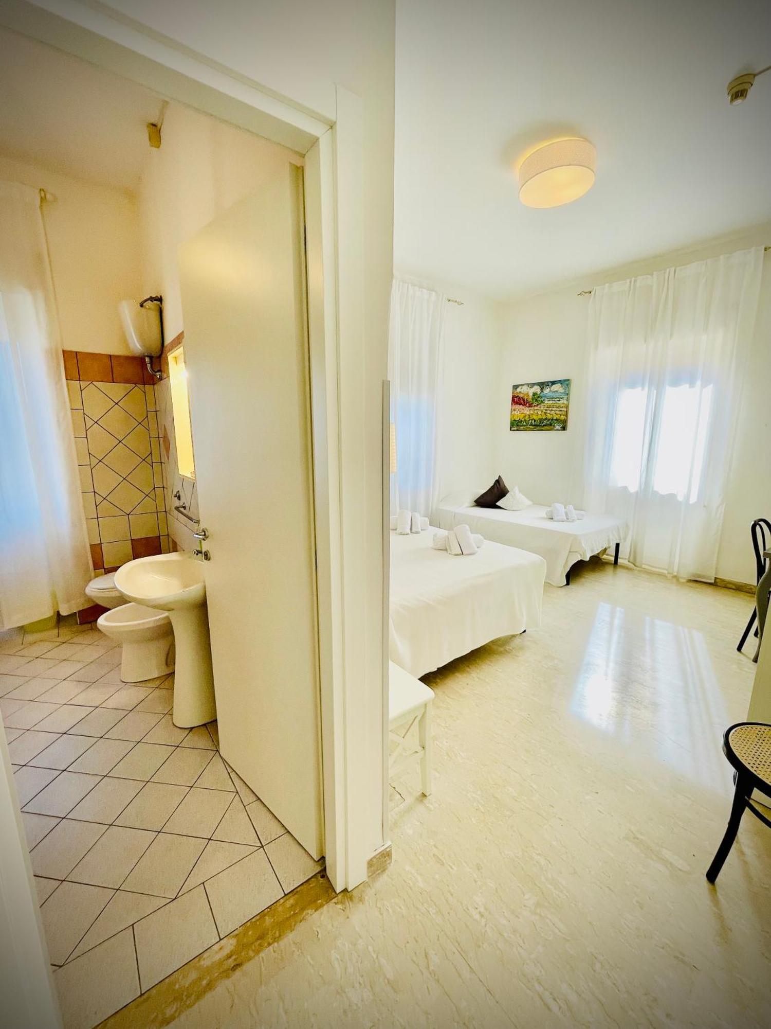 Minturnae Hotel スカウリ エクステリア 写真